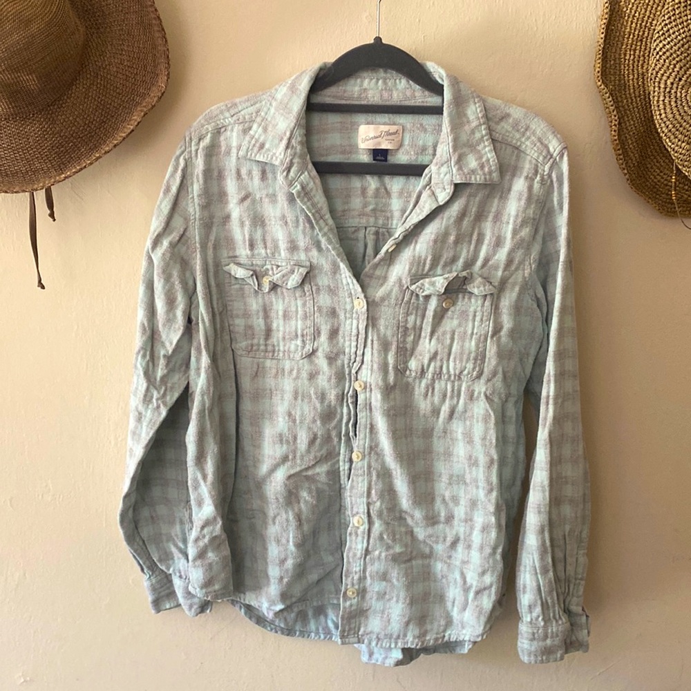 Women’s large Universal Threads flannel